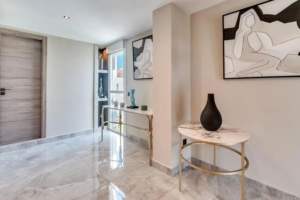 The Diamond Of Banus With Seaviews Apartment Marbella Spain